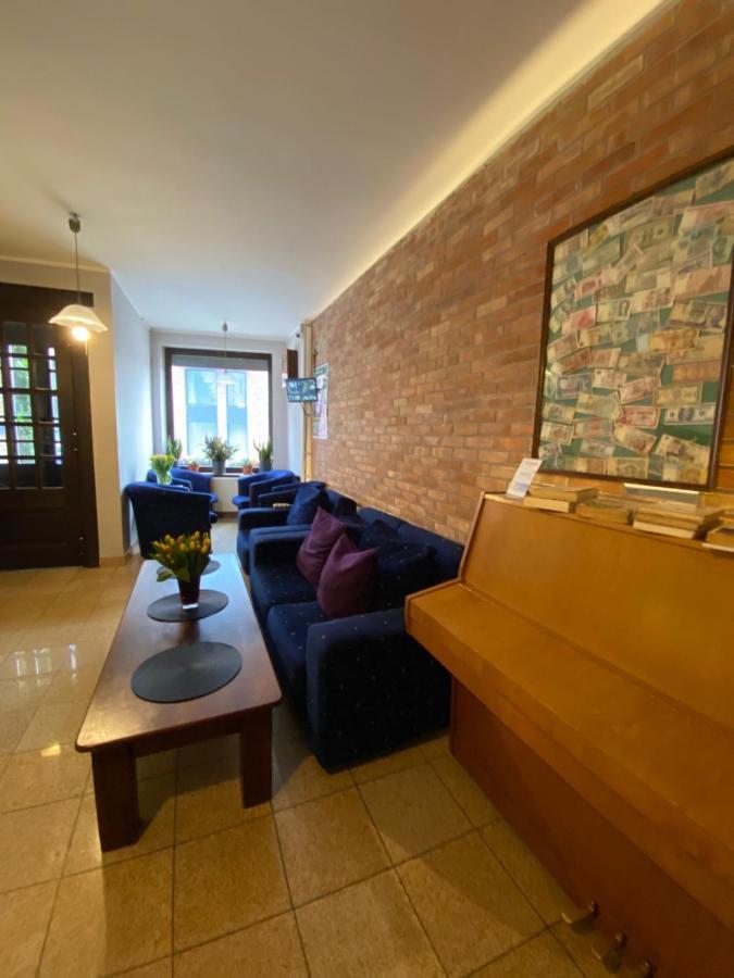 Hostel Przy Targu Rybnym Гданск Екстериор снимка