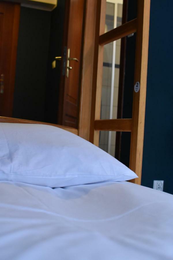 Hostel Przy Targu Rybnym Гданск Екстериор снимка