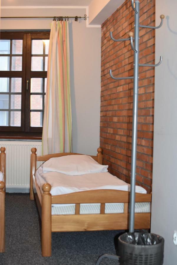 Hostel Przy Targu Rybnym Гданск Екстериор снимка