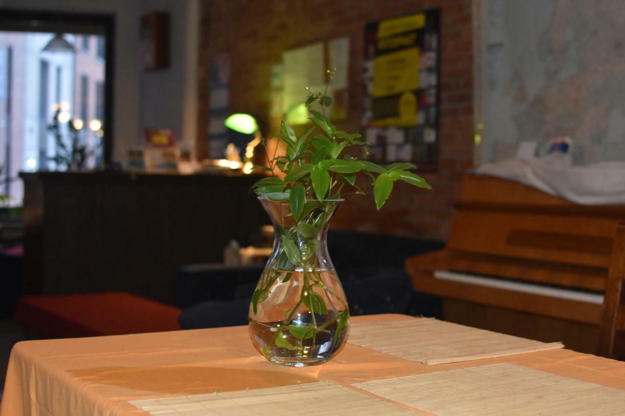 Hostel Przy Targu Rybnym Гданск Екстериор снимка